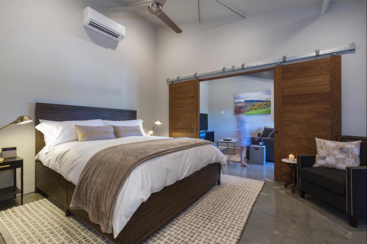 Bed and Breakfast Bed And Barrel At Stonehouse Cellars Clearlake Oaks Exterior foto