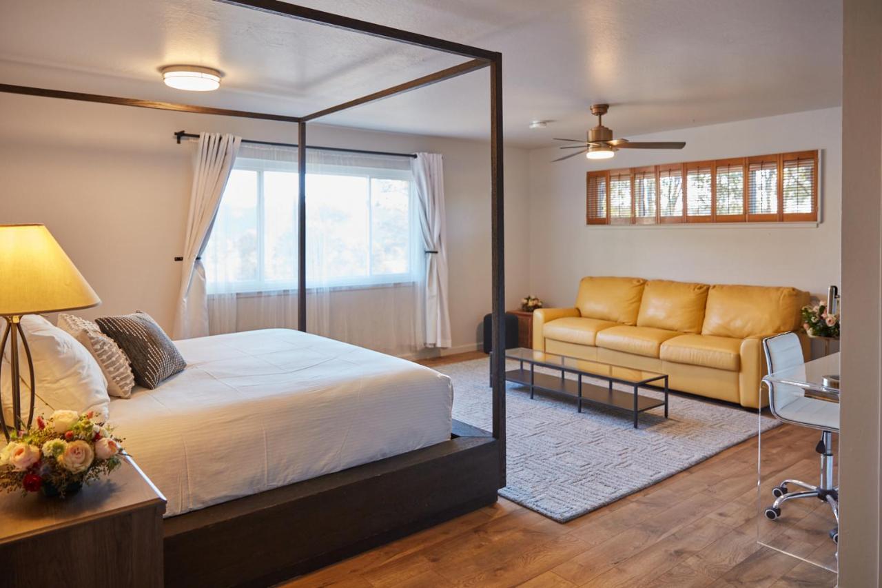 Bed and Breakfast Bed And Barrel At Stonehouse Cellars Clearlake Oaks Exterior foto