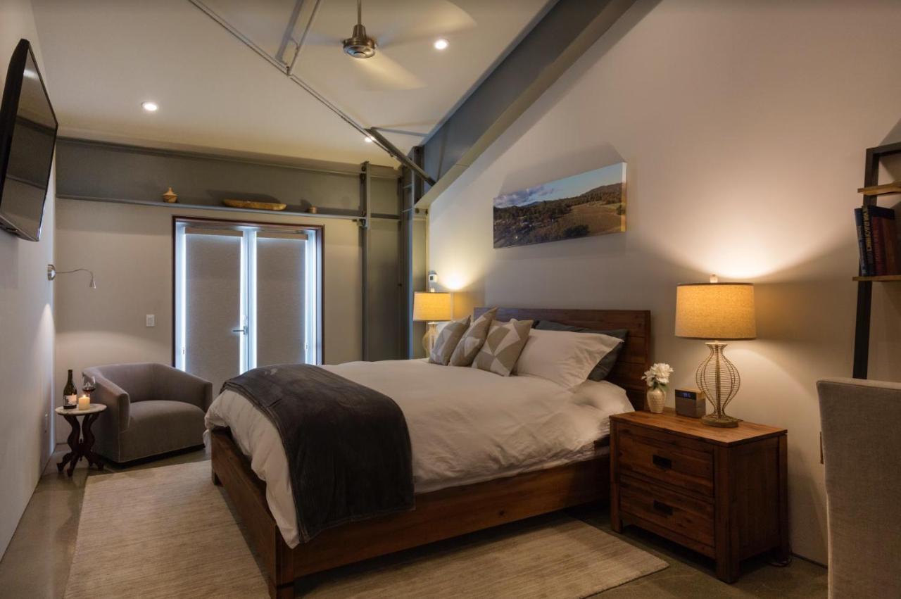 Bed and Breakfast Bed And Barrel At Stonehouse Cellars Clearlake Oaks Exterior foto