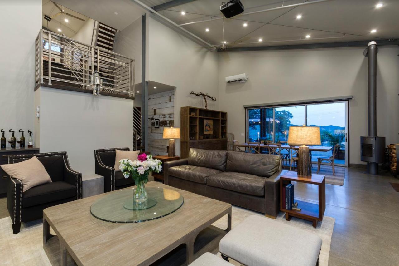 Bed and Breakfast Bed And Barrel At Stonehouse Cellars Clearlake Oaks Exterior foto